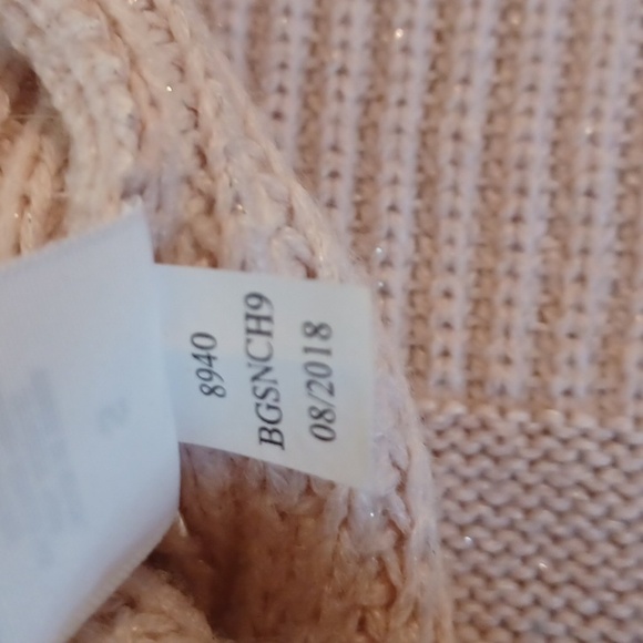 Aeropostale lightweight shimmery sweater, size small. Oversized and cropped? - Picture 10 of 11